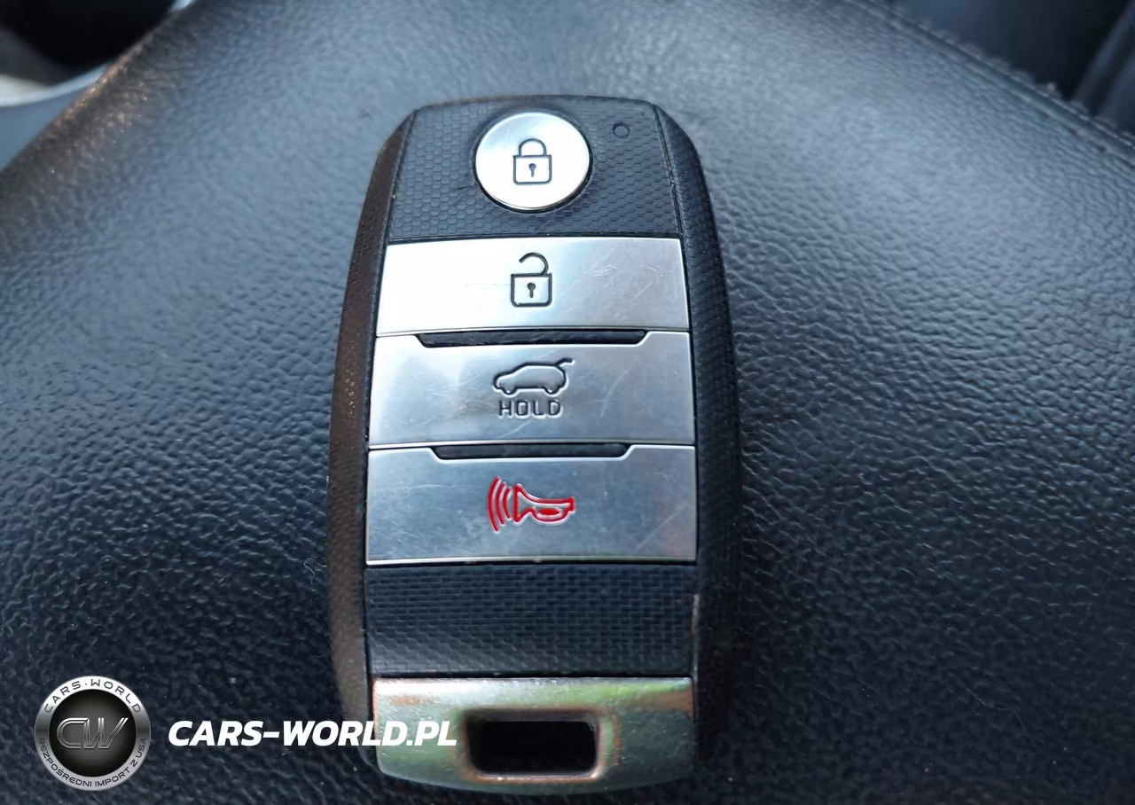 2020 Kia Sorento 3.3L Ex VIN:5XYPH4A5XLG676155 - 11