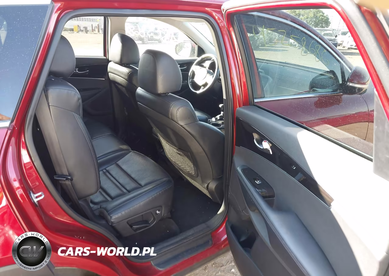 2020 Kia Sorento 3.3L Ex VIN:5XYPH4A5XLG676155 - 8