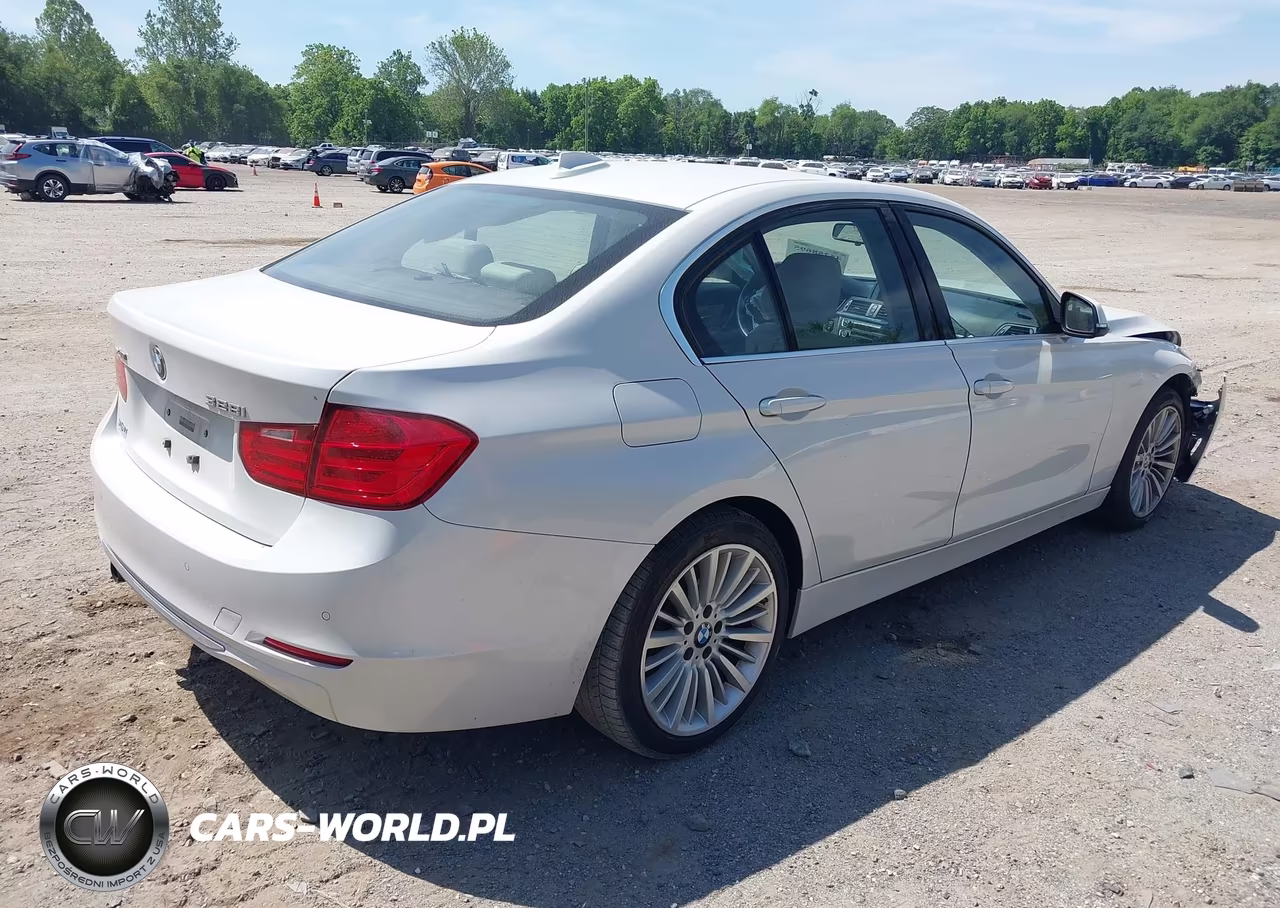 2015 BMW 328I xDrive VIN:WBA3B3G56FNT17283 - 4