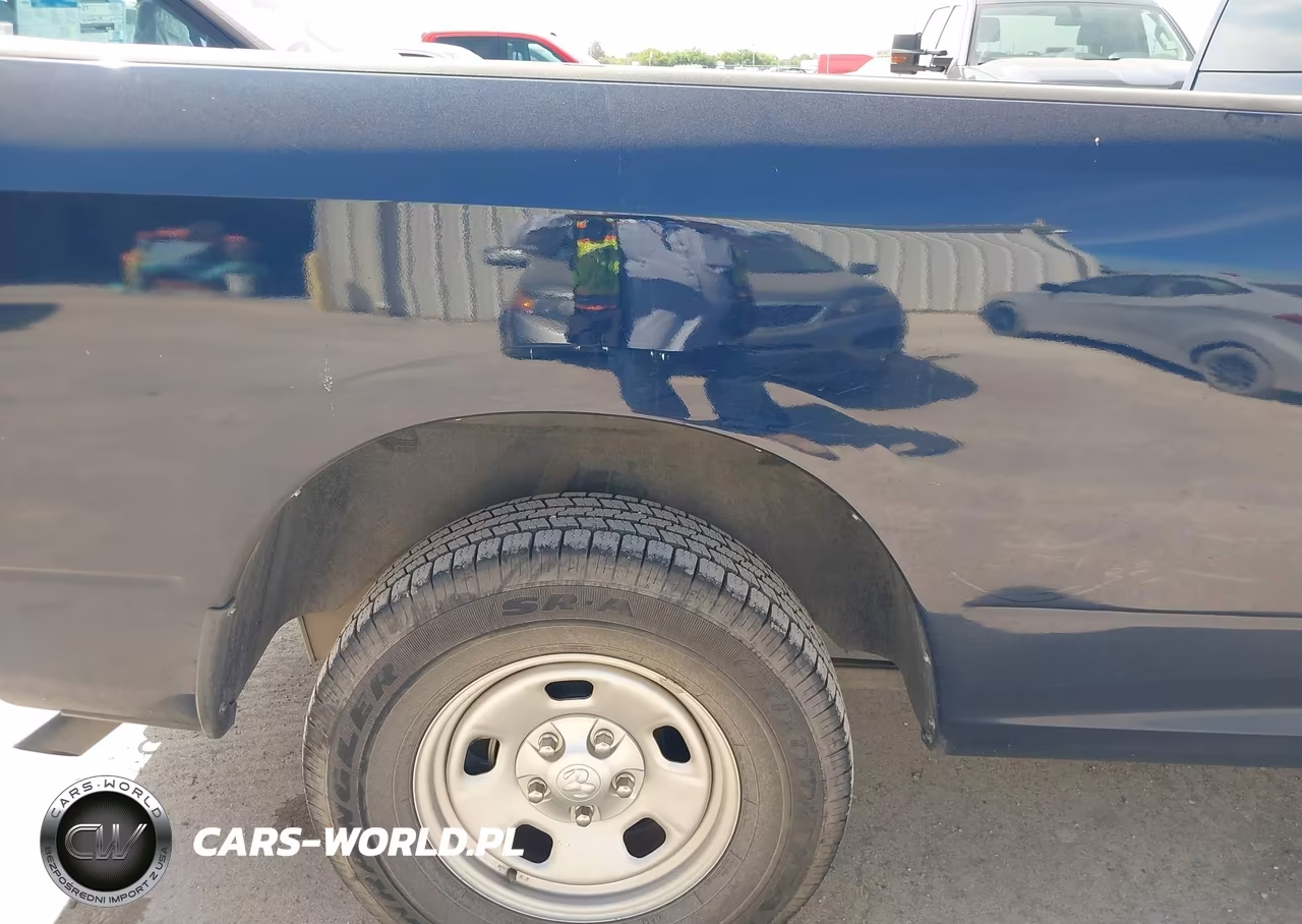 2019 Ram 1500 Classic Tradesman 4X2 8' Box VIN:3C6JR6DG7KG502773 - 6