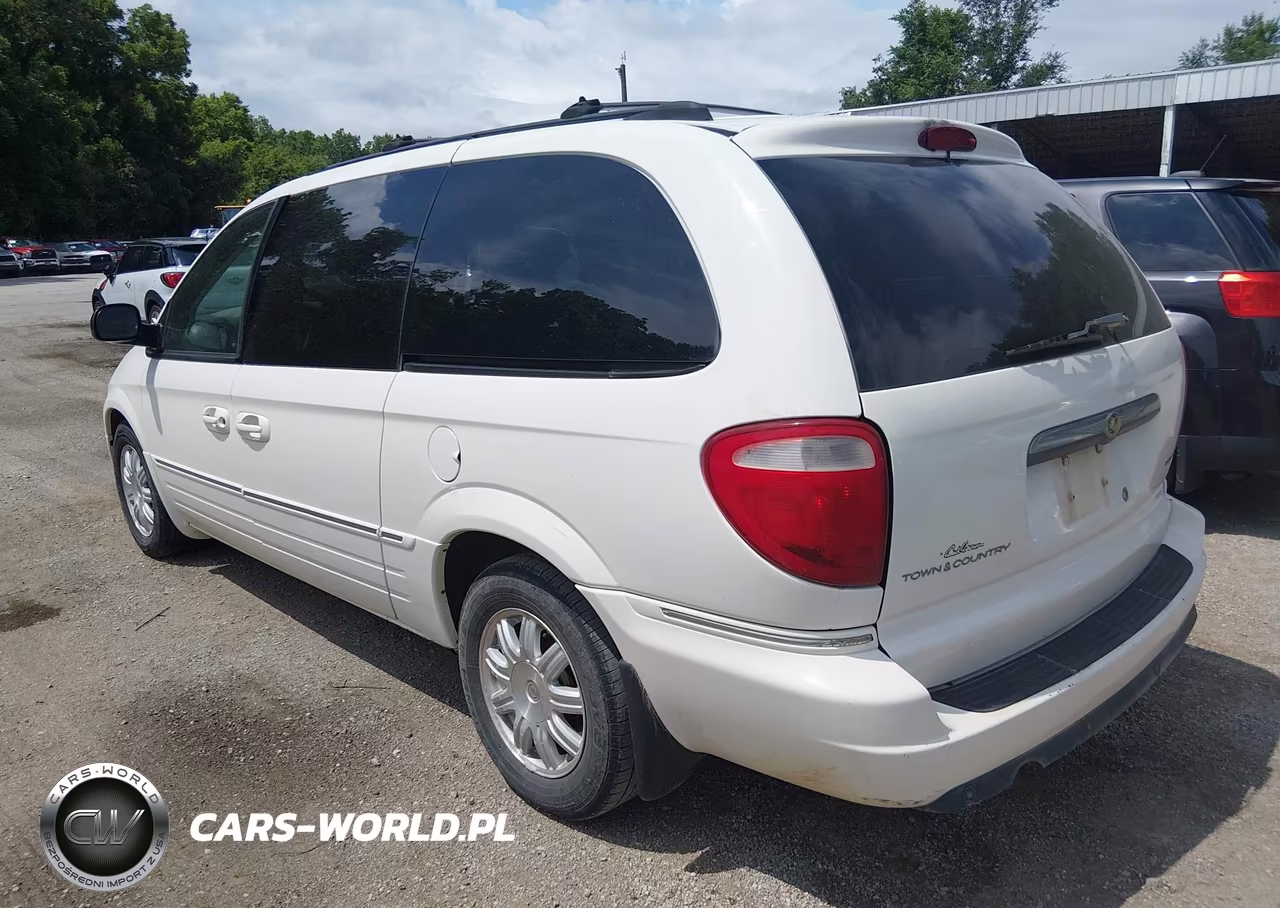 2006 Chrysler Town & Country Touring VIN:2A8GP54L16R635358 - 3