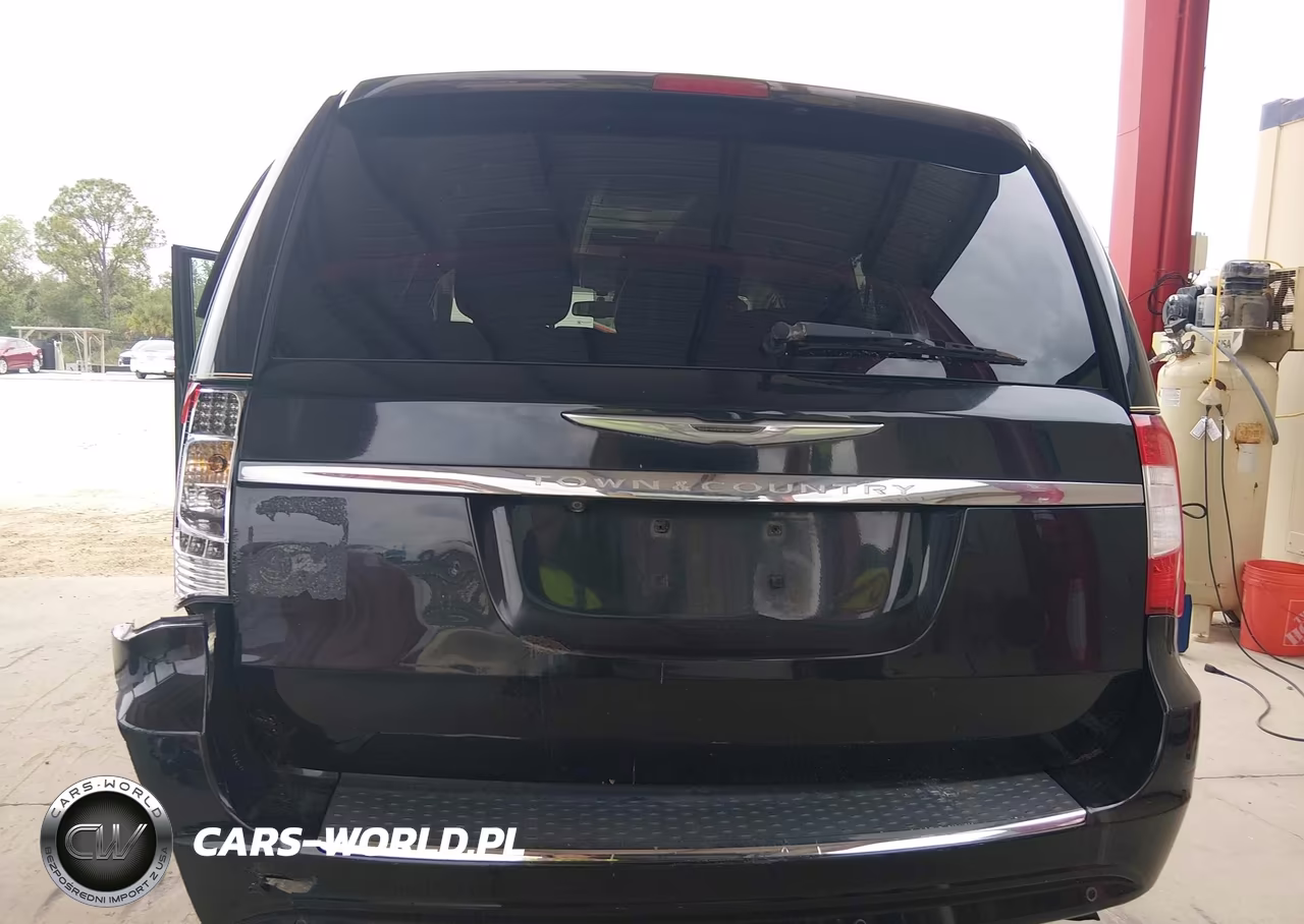 2011 Chrysler Town & Country Touring-L VIN:2A4RR8DG7BR746290 - 12