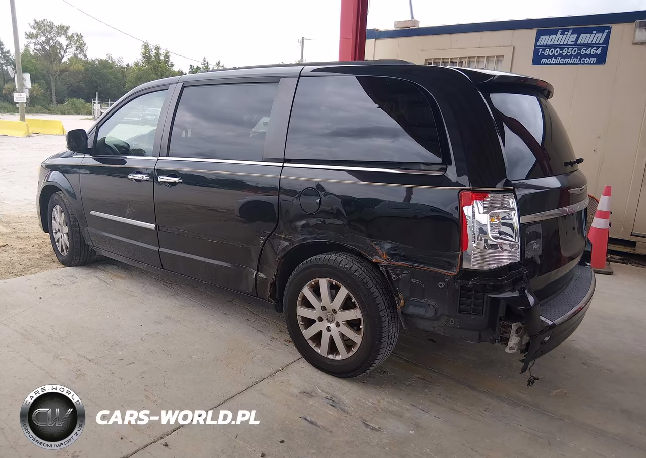 2011 Chrysler Town & Country Touring-L VIN:2A4RR8DG7BR746290 - 3