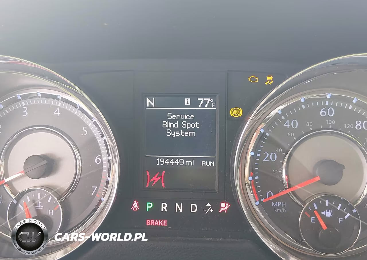 2011 Chrysler Town & Country Touring-L VIN:2A4RR8DG7BR746290 - 7