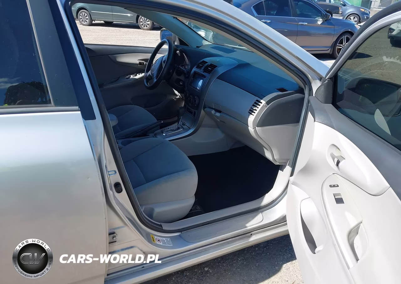2011 Toyota Corolla Le VIN:2T1BU4EEXBC581203 - 5