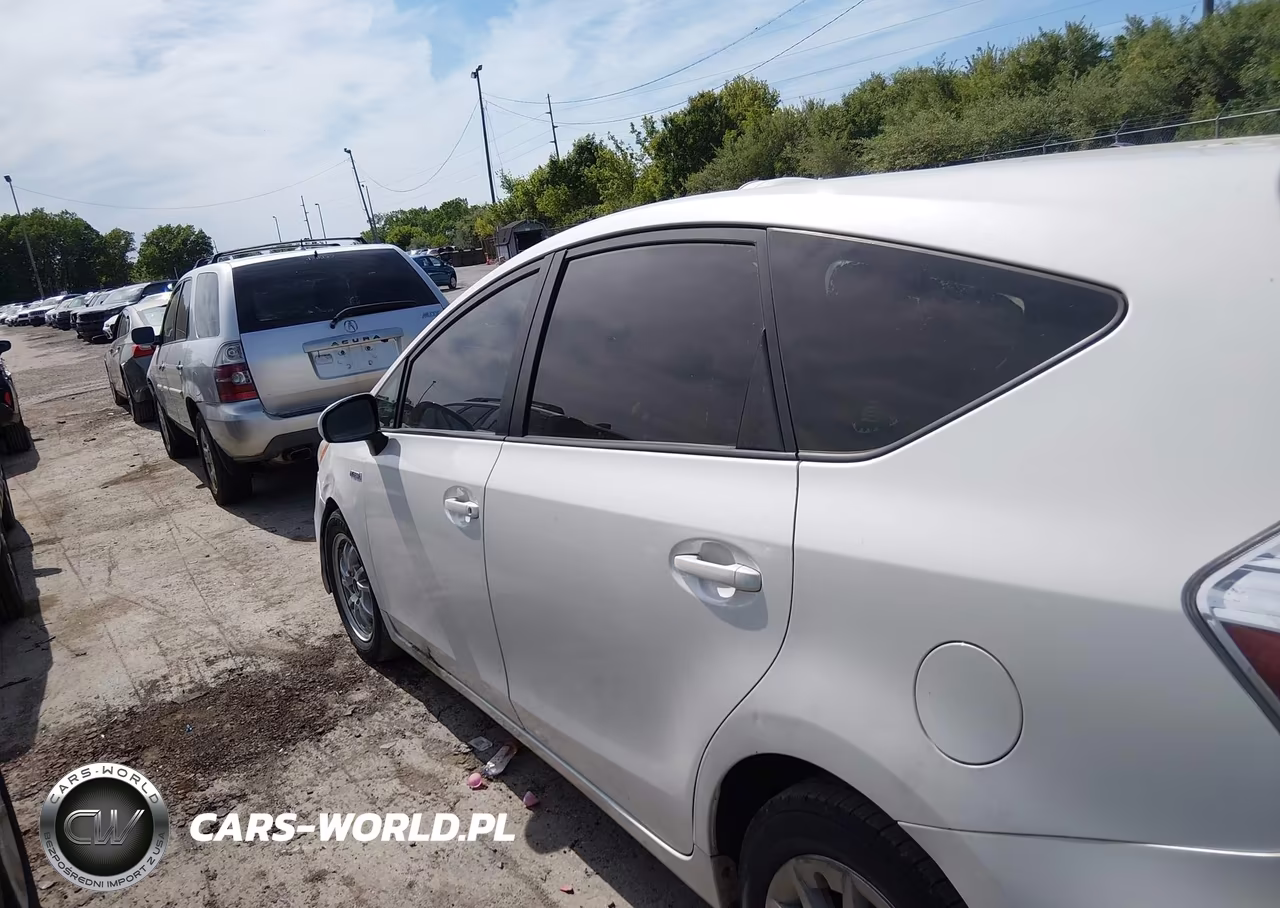 2012 Toyota Prius V Three VIN:JTDZN3EU3C3027380 - 14