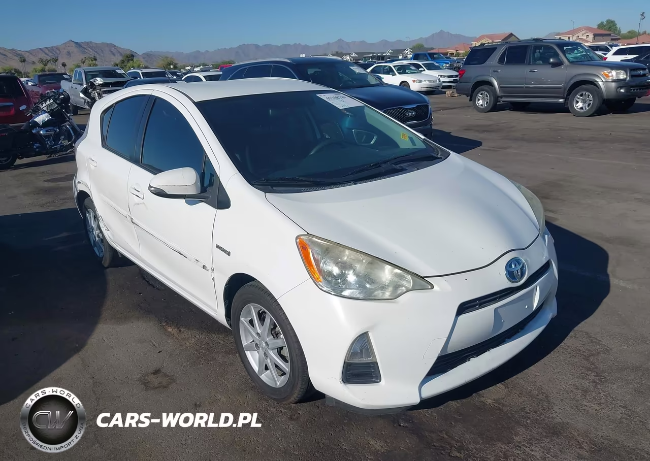 2013 Toyota Prius C Three