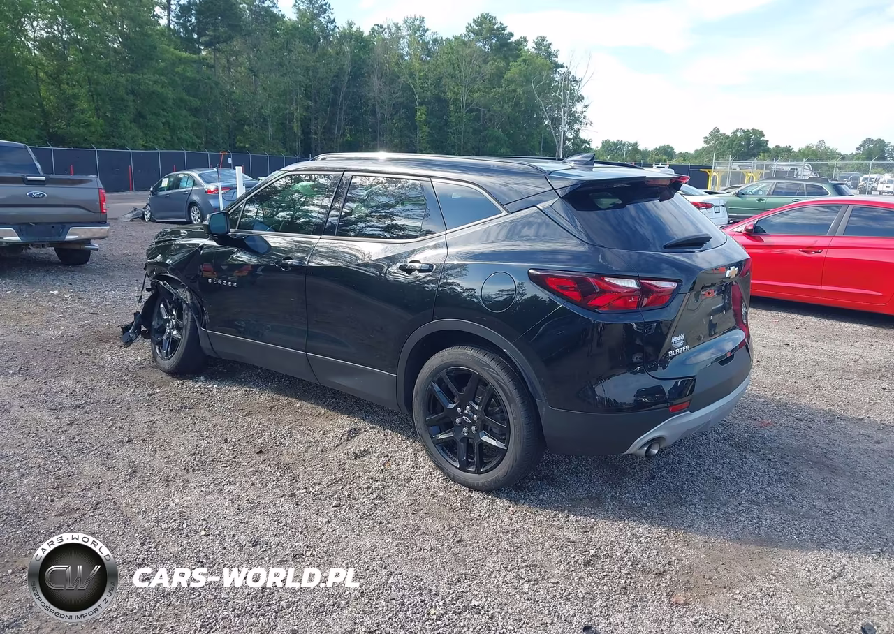 2019 Chevrolet Blazer VIN:3GNKBCRS9KS685434 - 3