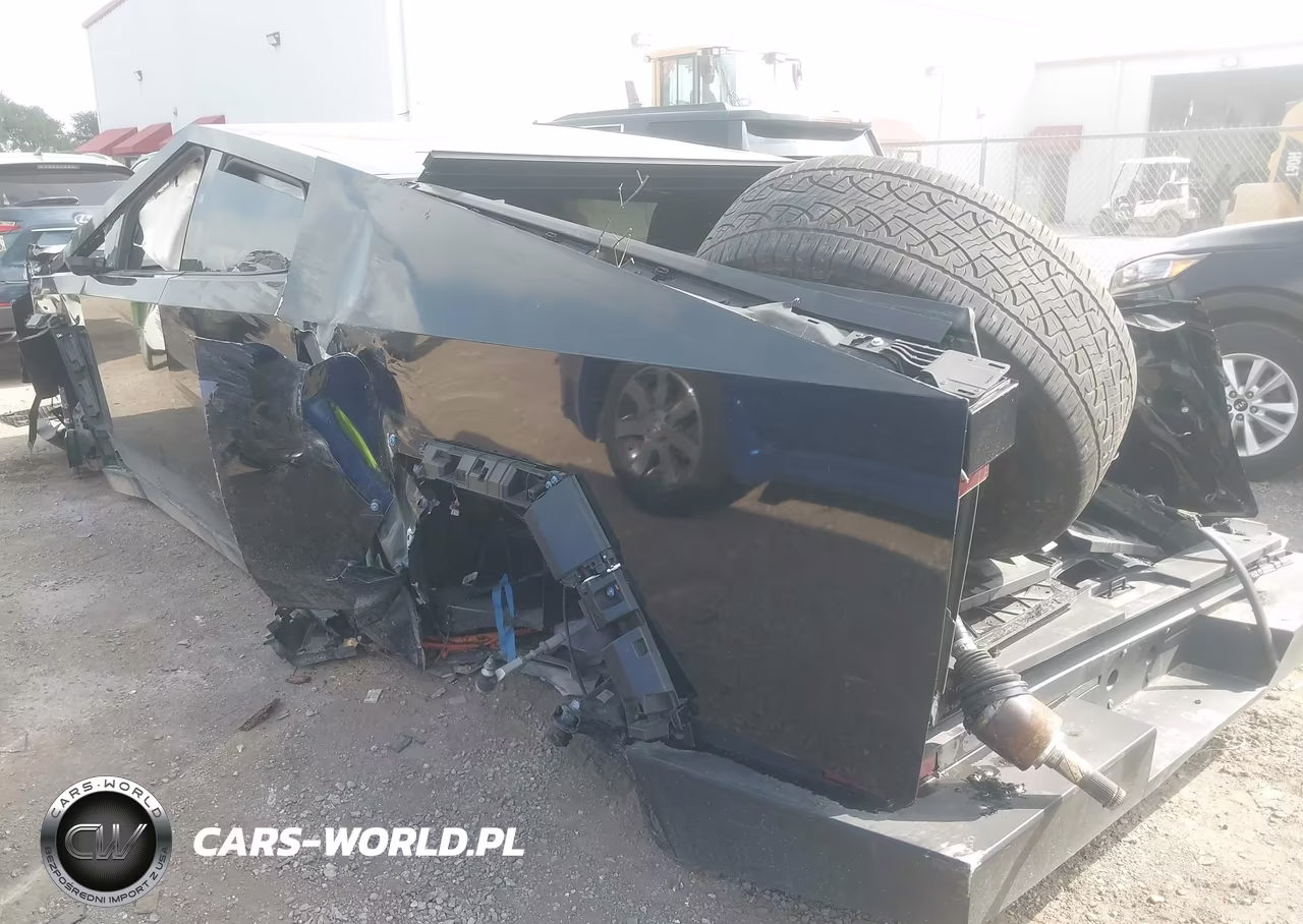 2025 Tesla Cybertruck All-Wheel Drive VIN:7G2CEHED4SA076067 - 3