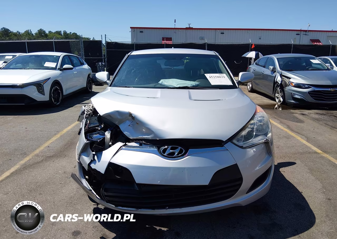 2013 Hyundai Veloster Base W-Black VIN:KMHTC6AD5DU175850 - 12