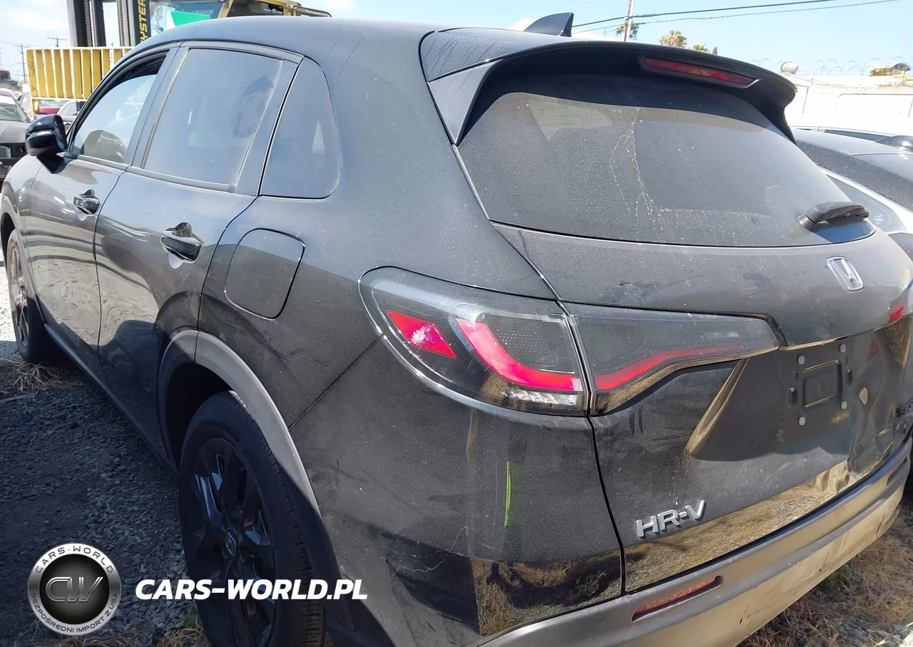 2025 Honda Hr-V 2Wd Sport VIN:3CZRZ1H51SM721716 - 3
