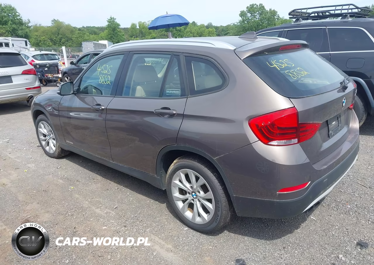 2013 BMW X1 xDrive28I VIN:WBAVL1C57DVR91441 - 3