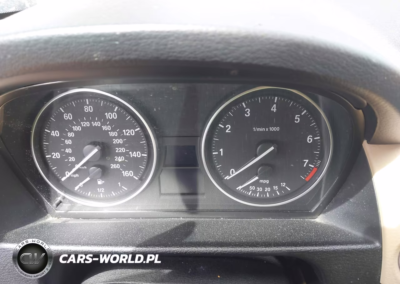 2013 BMW X1 xDrive28I VIN:WBAVL1C57DVR91441 - 7