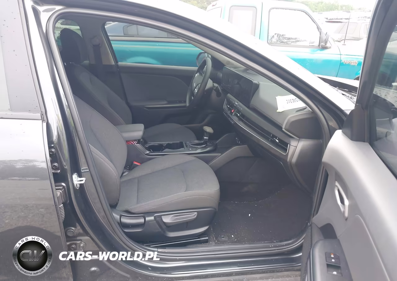 2025 Kia K4 Lxs VIN:3KPFT4DE6SE167066 - 5