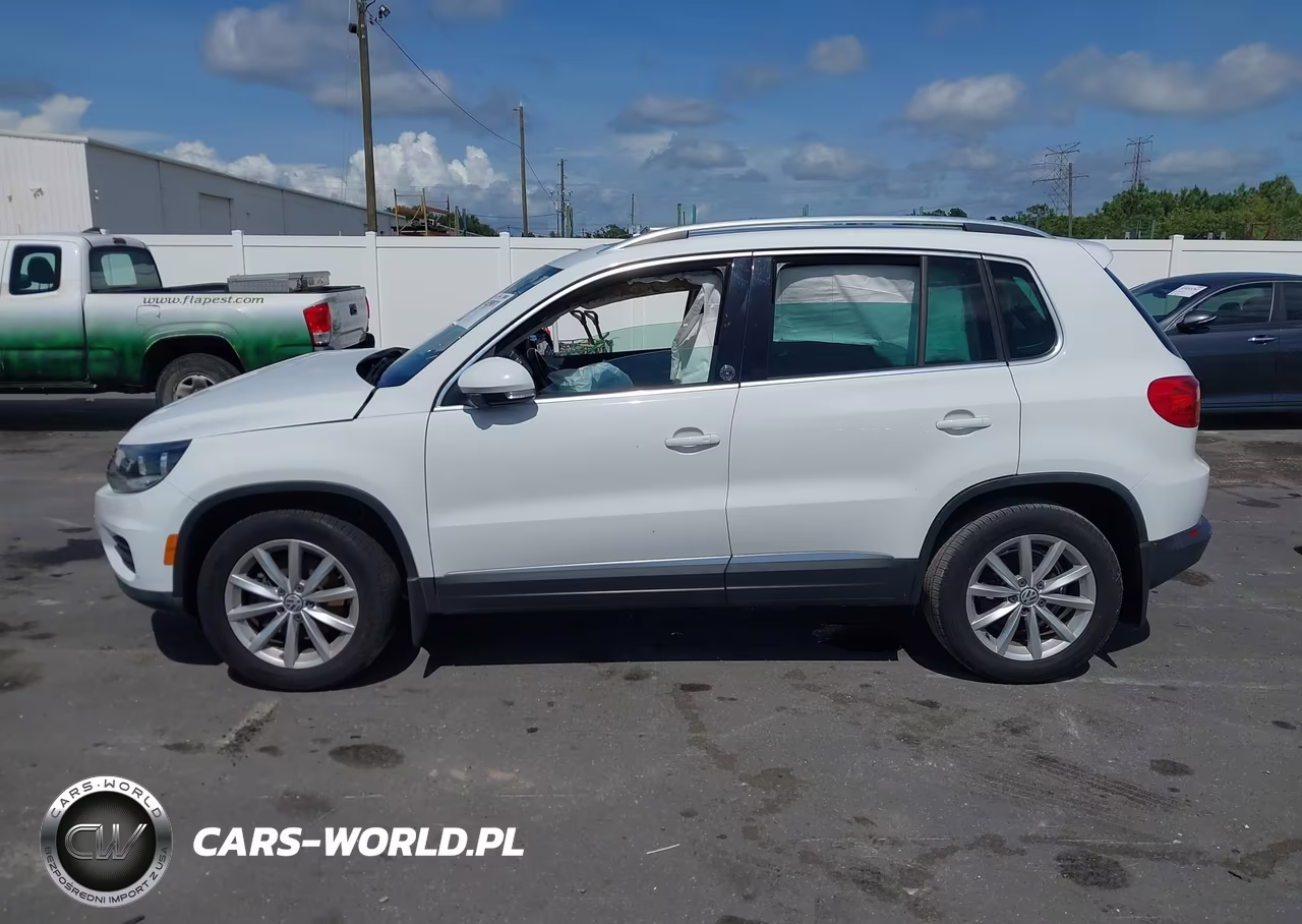 2017 Volkswagen Tiguan 2.0T Wolfsburg Edition VIN:WVGSV7AX4HK004000 - 14