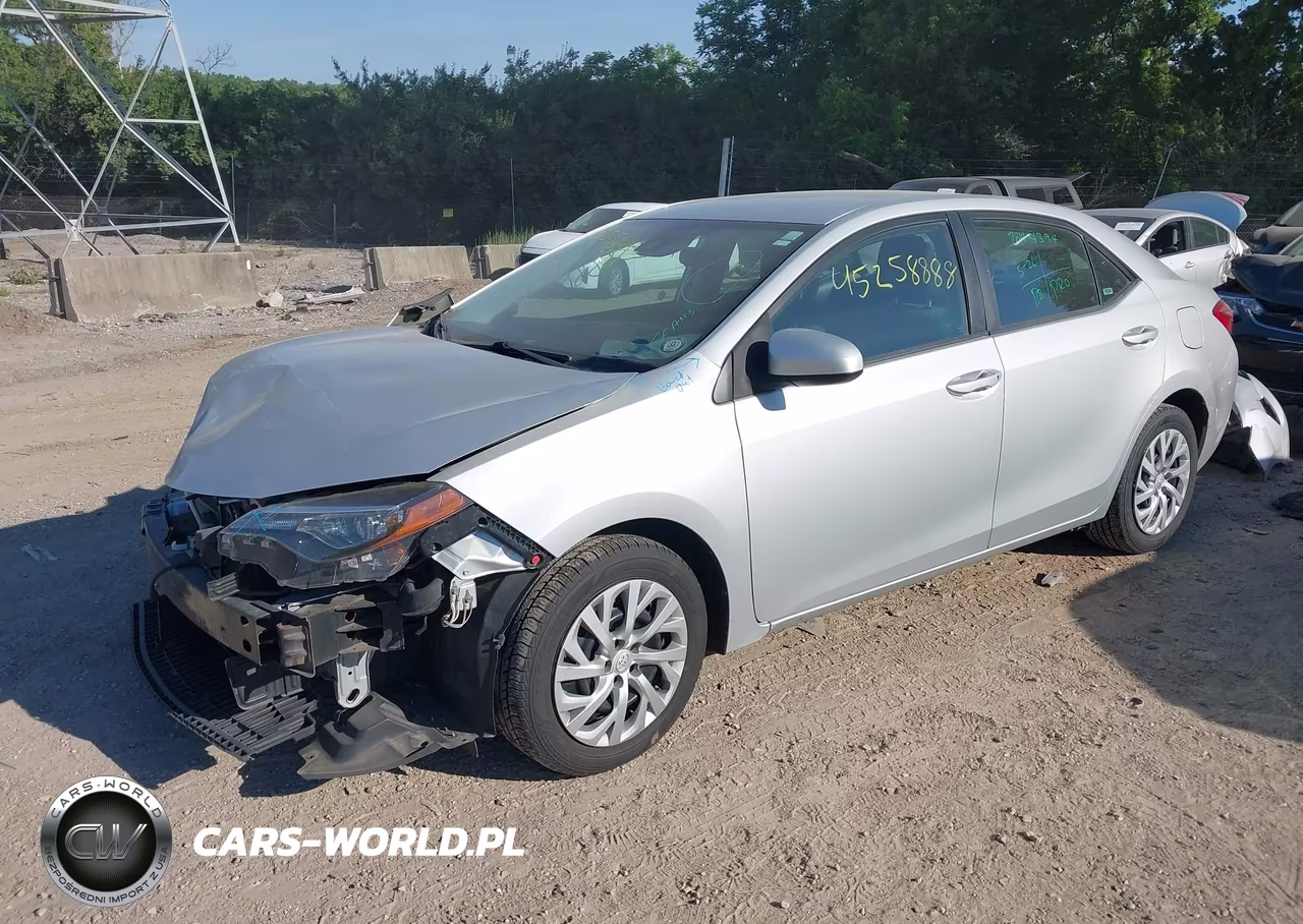 2018 Toyota Corolla Le VIN:2T1BURHE3JC092956 - 2