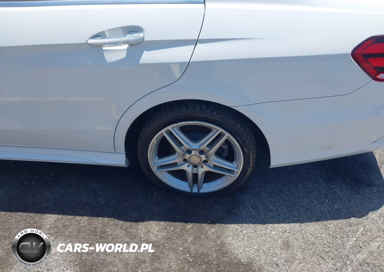 2014 Mercedes-Benz E 350 VIN:WDDHF5KB1EB003357 - 18