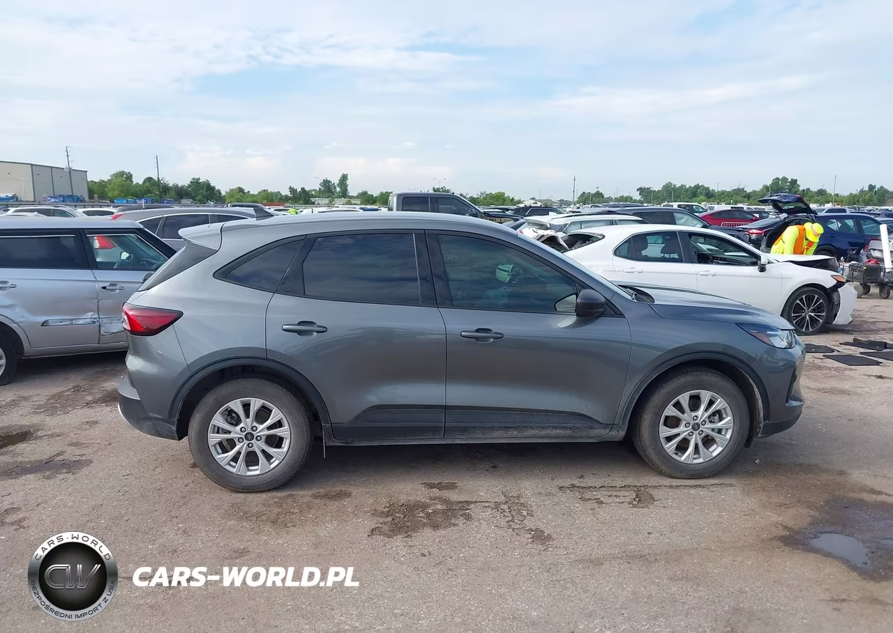 2025 Ford Escape Active VIN:1FMCU0GN8SUA22645 - 13