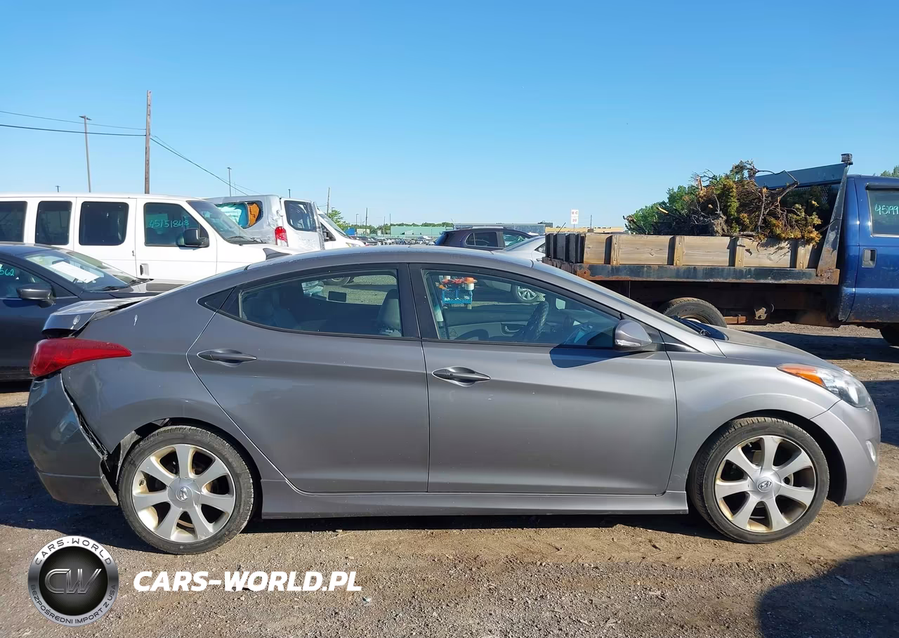 2013 Hyundai Elantra Limited VIN:5NPDH4AE4DH447290 - 13