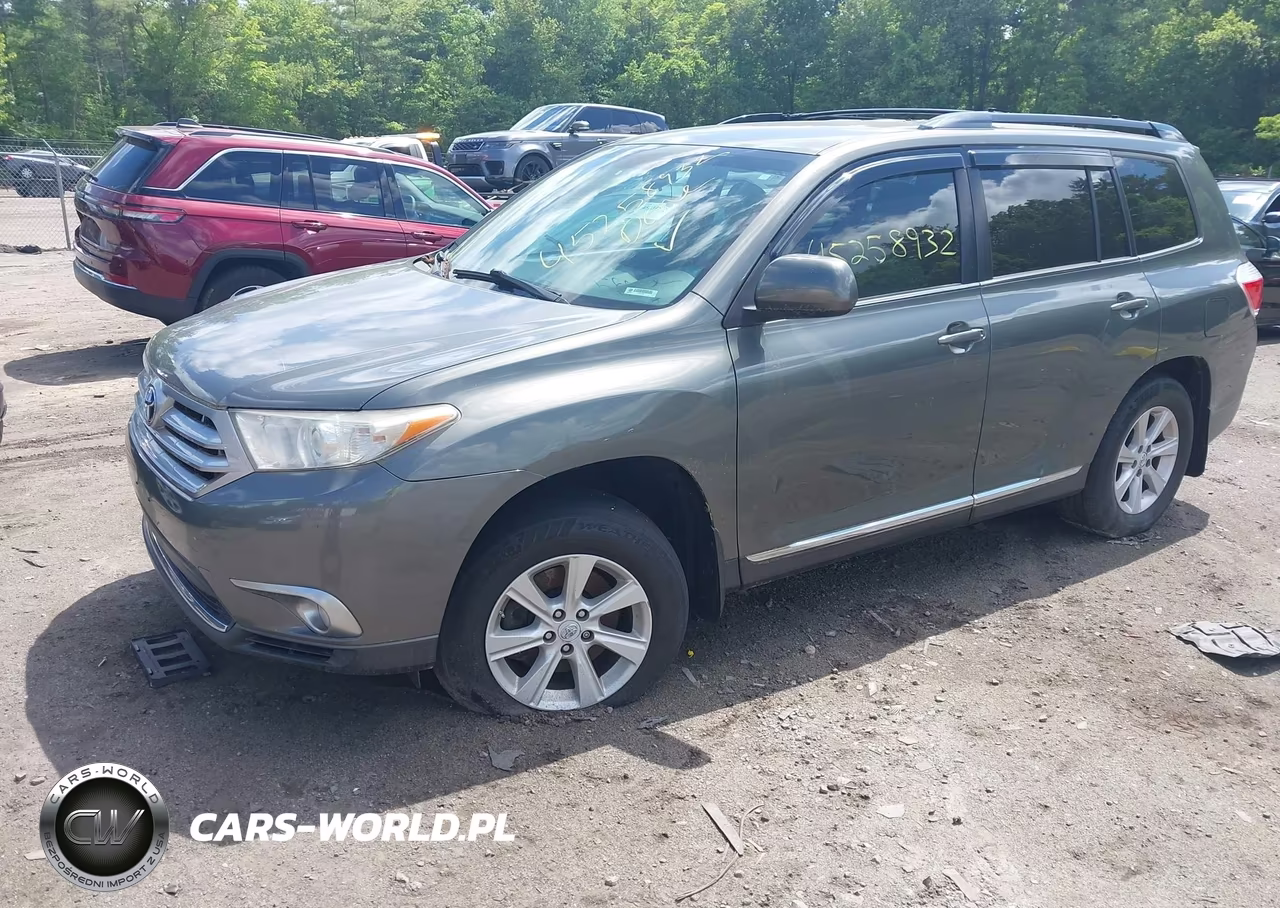 2011 Toyota Highlander Base V6 VIN:5TDBK3EH9BS063178 - 2
