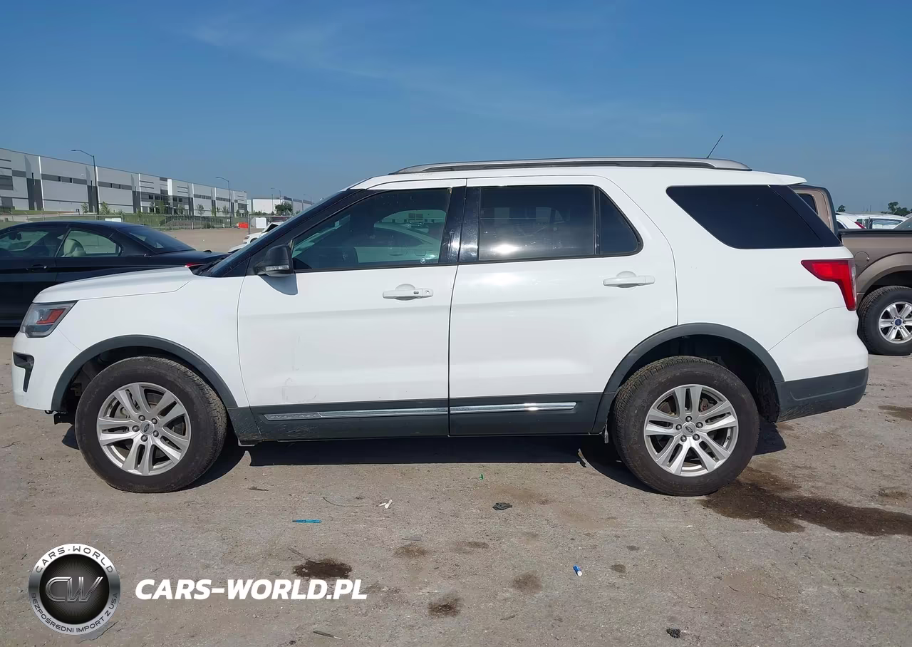 2019 Ford Explorer Xlt VIN:1FM5K8D81KGB26081 - 14