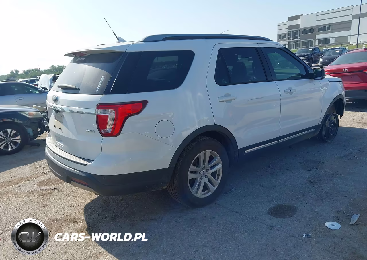 2019 Ford Explorer Xlt VIN:1FM5K8D81KGB26081 - 4
