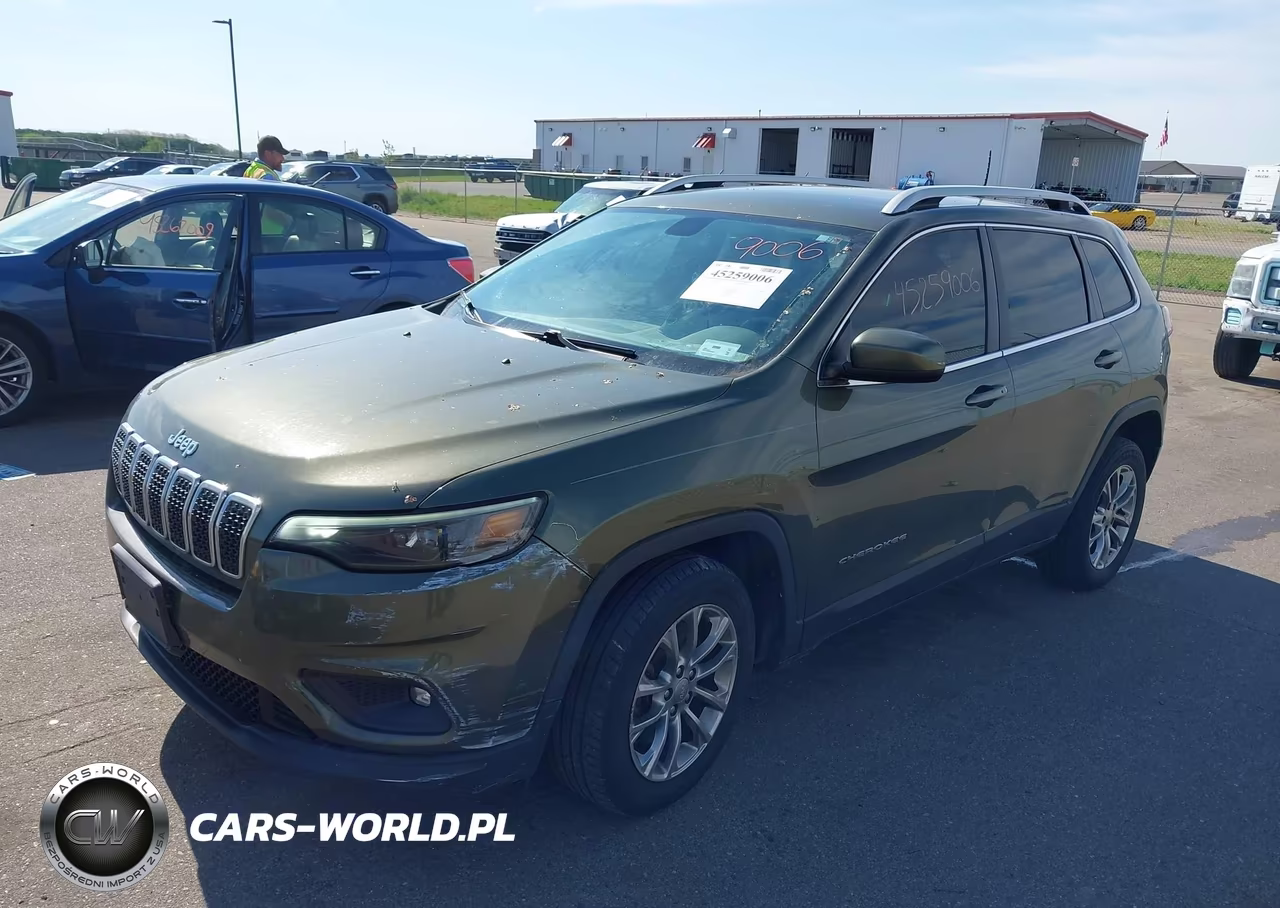 2019 Jeep Cherokee Latitude Plus Fwd VIN:1C4PJLLB9KD226477 - 2