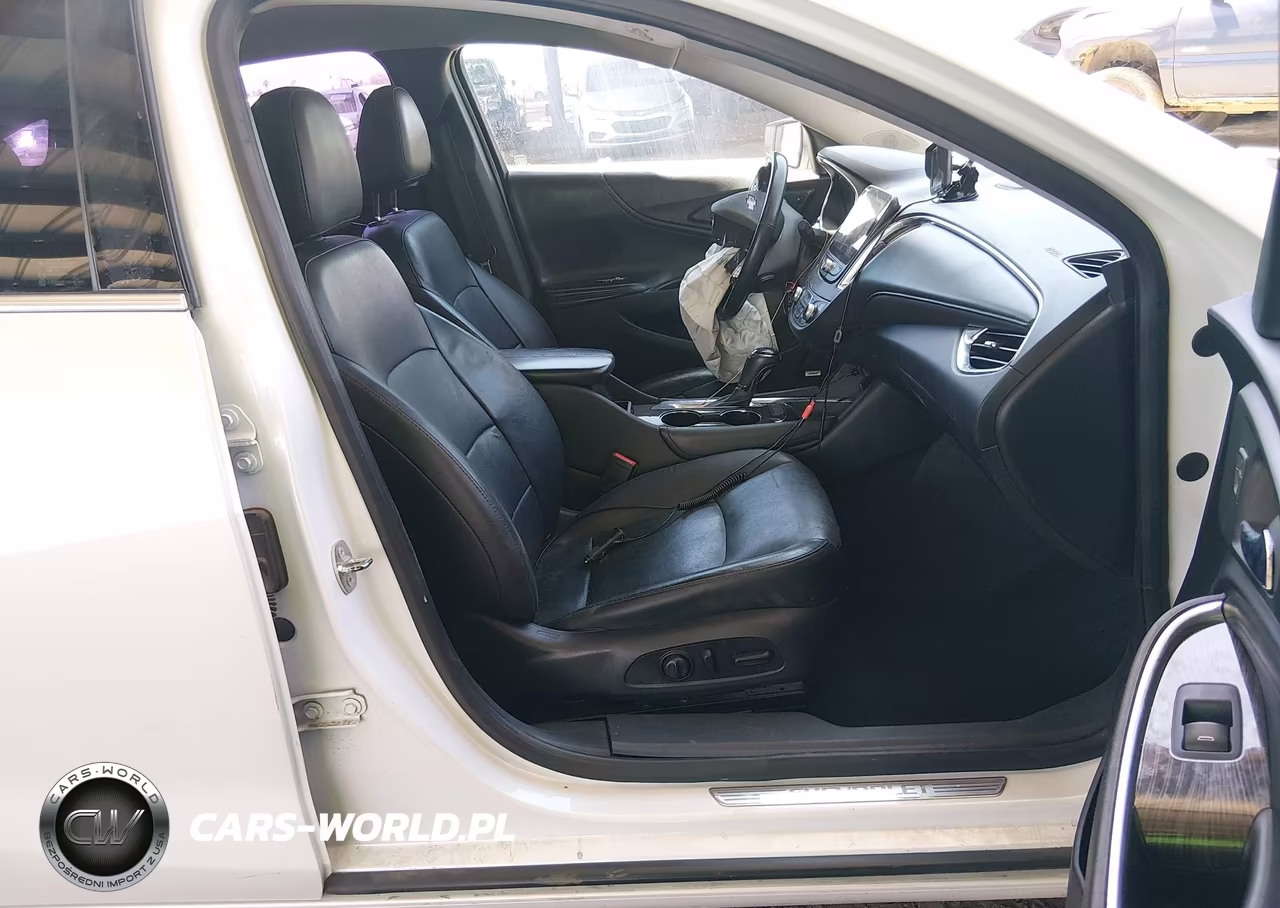 2018 Chevrolet Malibu Premier VIN:1G1ZE5SX9JF148512 - 5