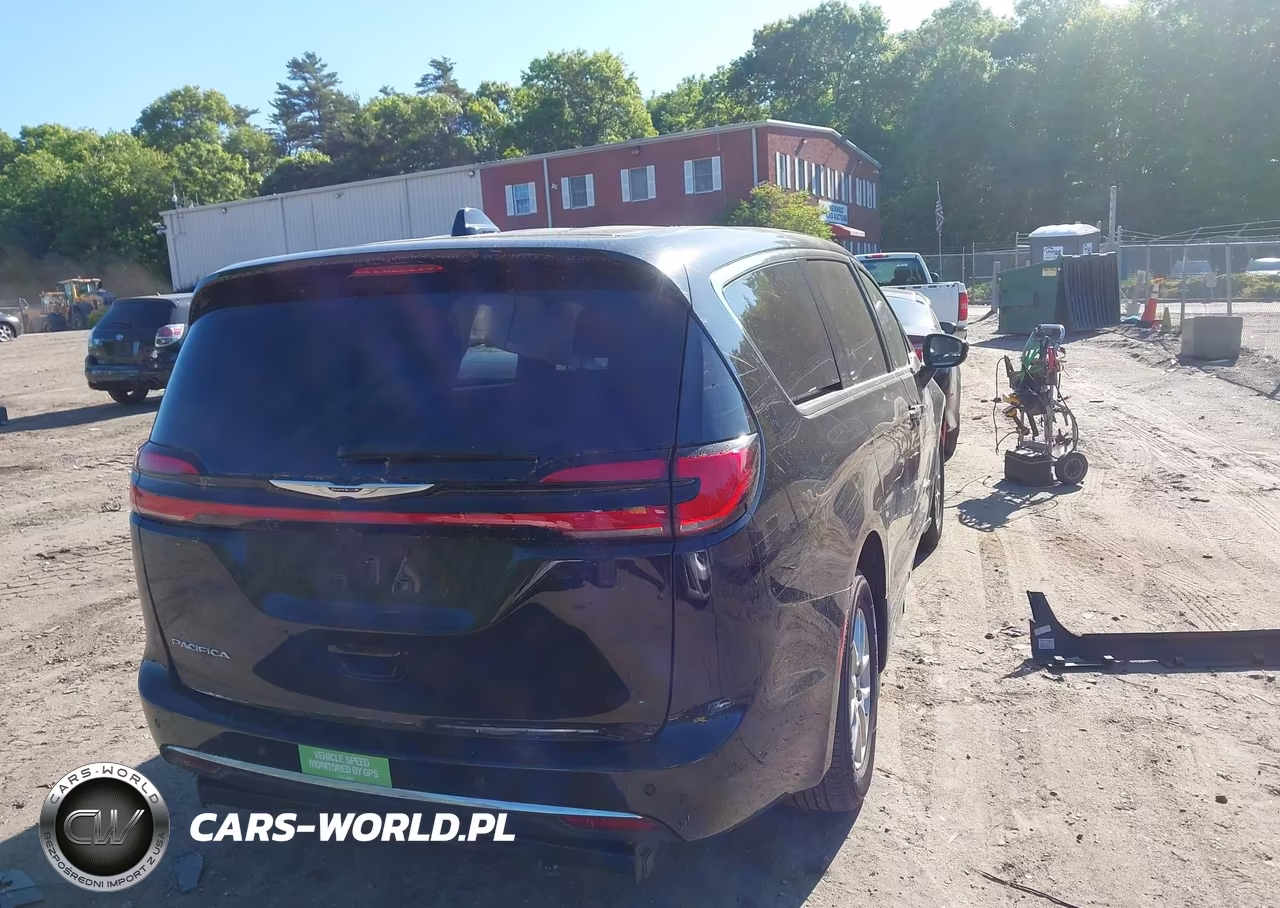 2024 Chrysler Pacifica Touring VIN:2C4RC1FG4RR144176 - 4
