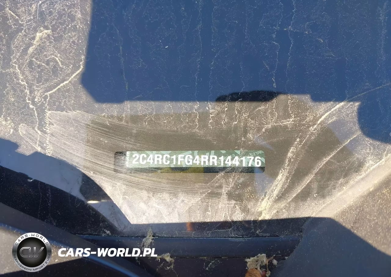 2024 Chrysler Pacifica Touring VIN:2C4RC1FG4RR144176 - 9