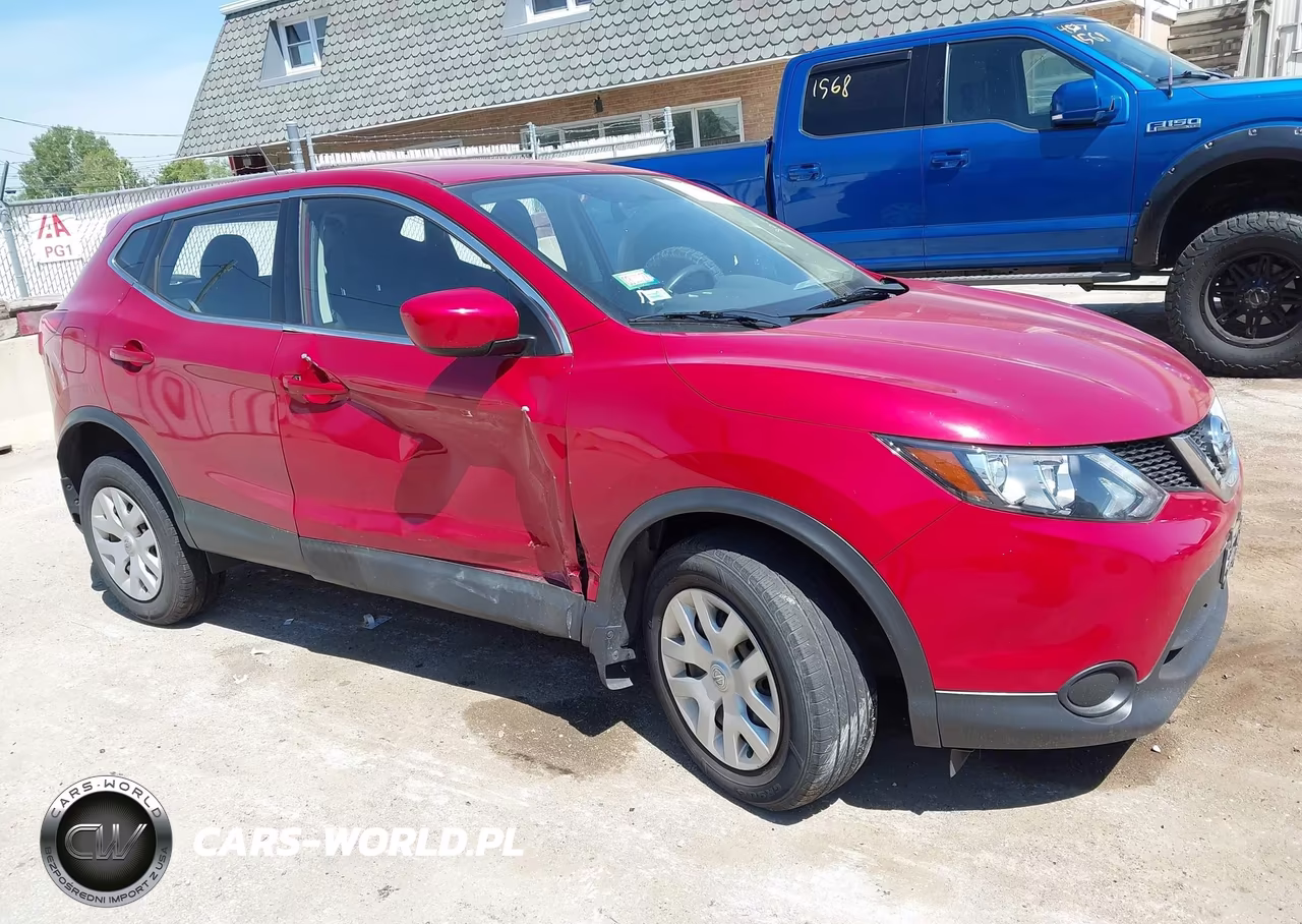 2017 Nissan Rogue Sport S – zdjęcie 1 z 16