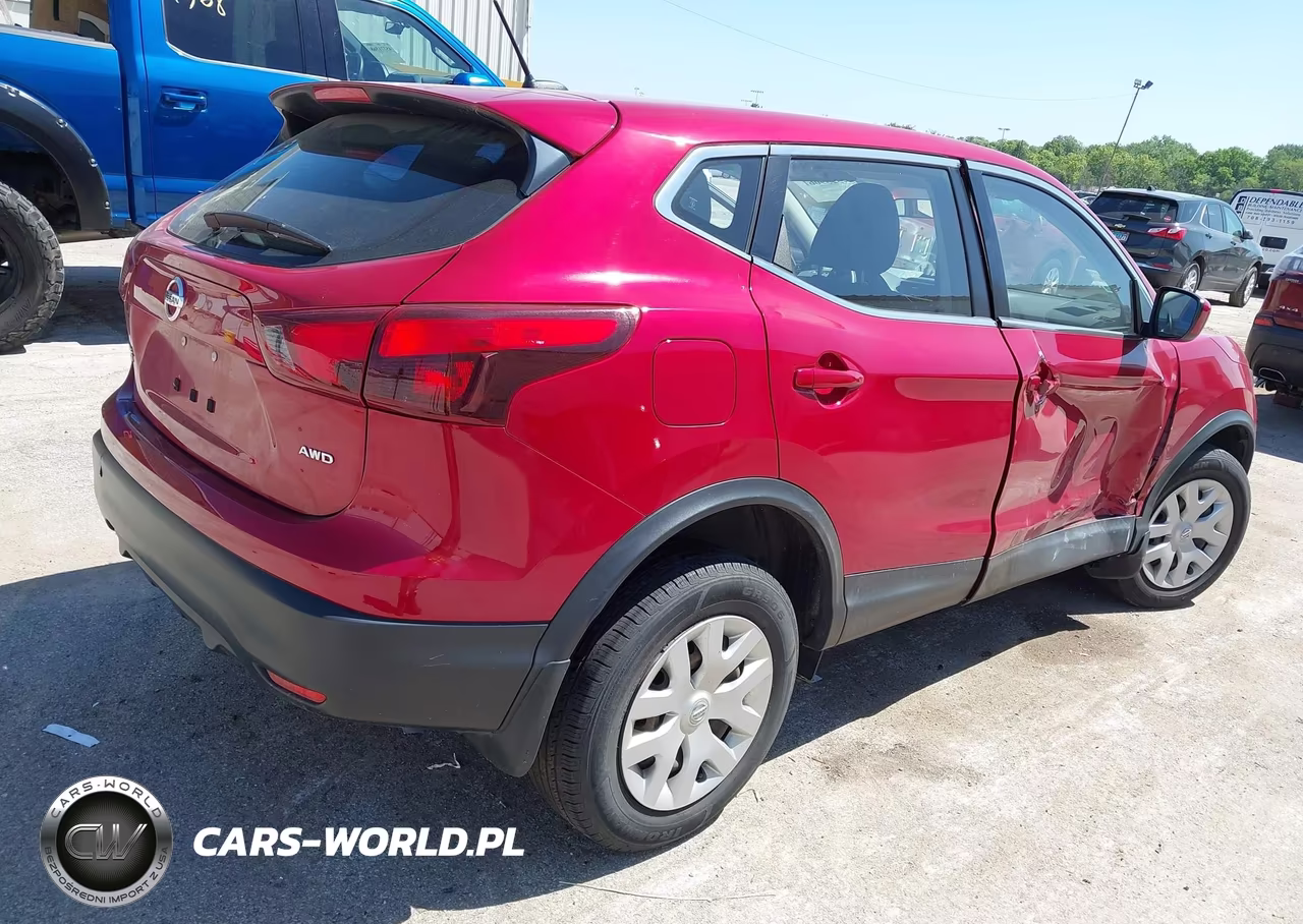 2017 Nissan Rogue Sport S VIN:JN1BJ1CR6HW105403 - 4