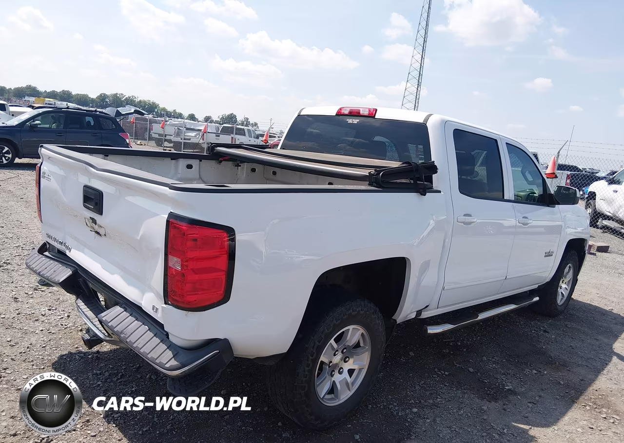 2018 Chevrolet Silverado 1500 1Lt VIN:3GCPCREC0JG527689 - 4