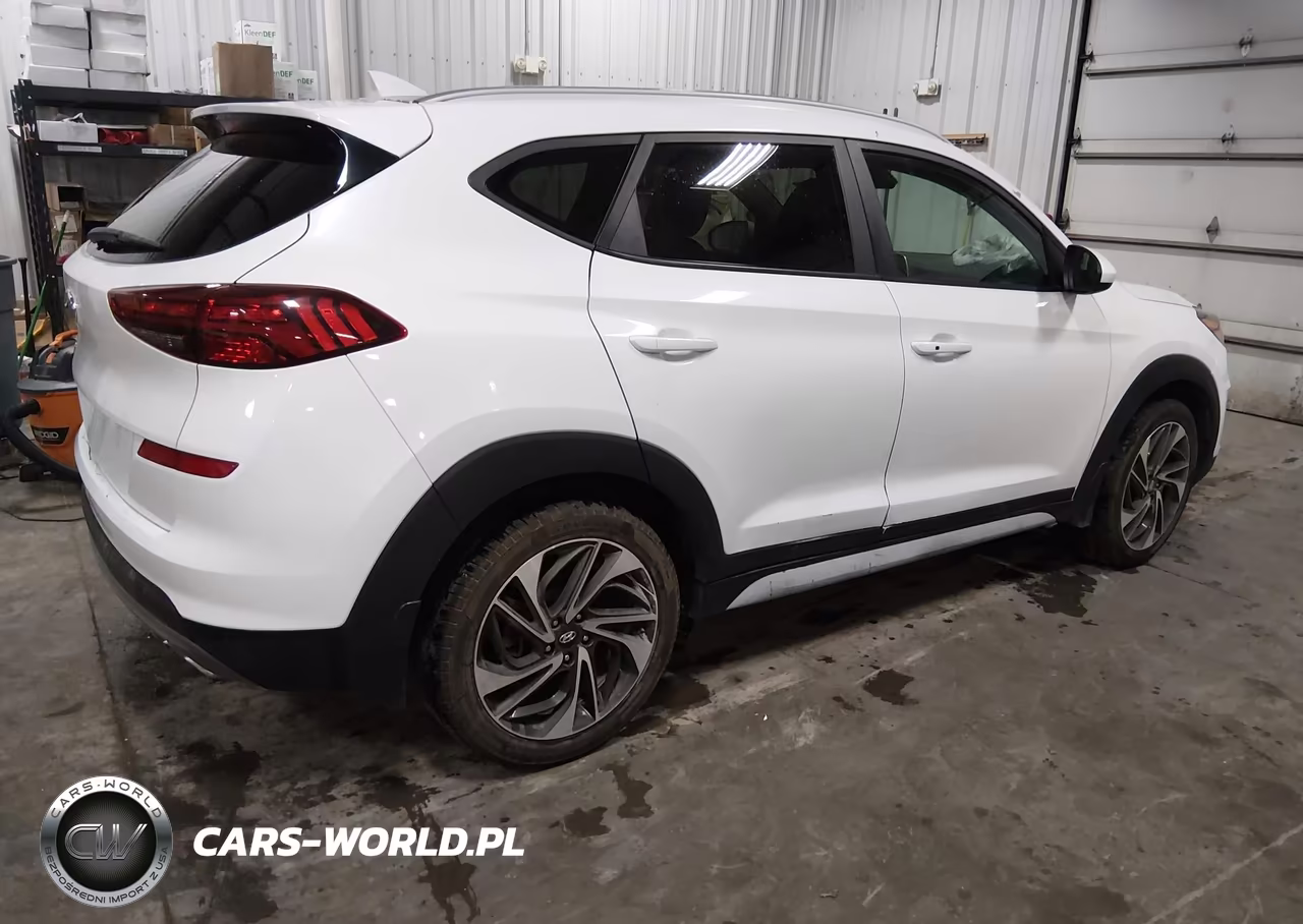 2019 Hyundai Tucson Sport VIN:KM8J33AL4KU002301 - 4