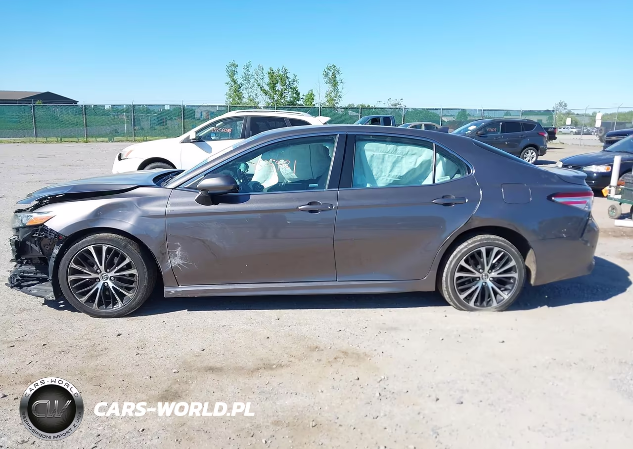 2020 Toyota Camry Se VIN:4T1G11AK4LU334767 - 14