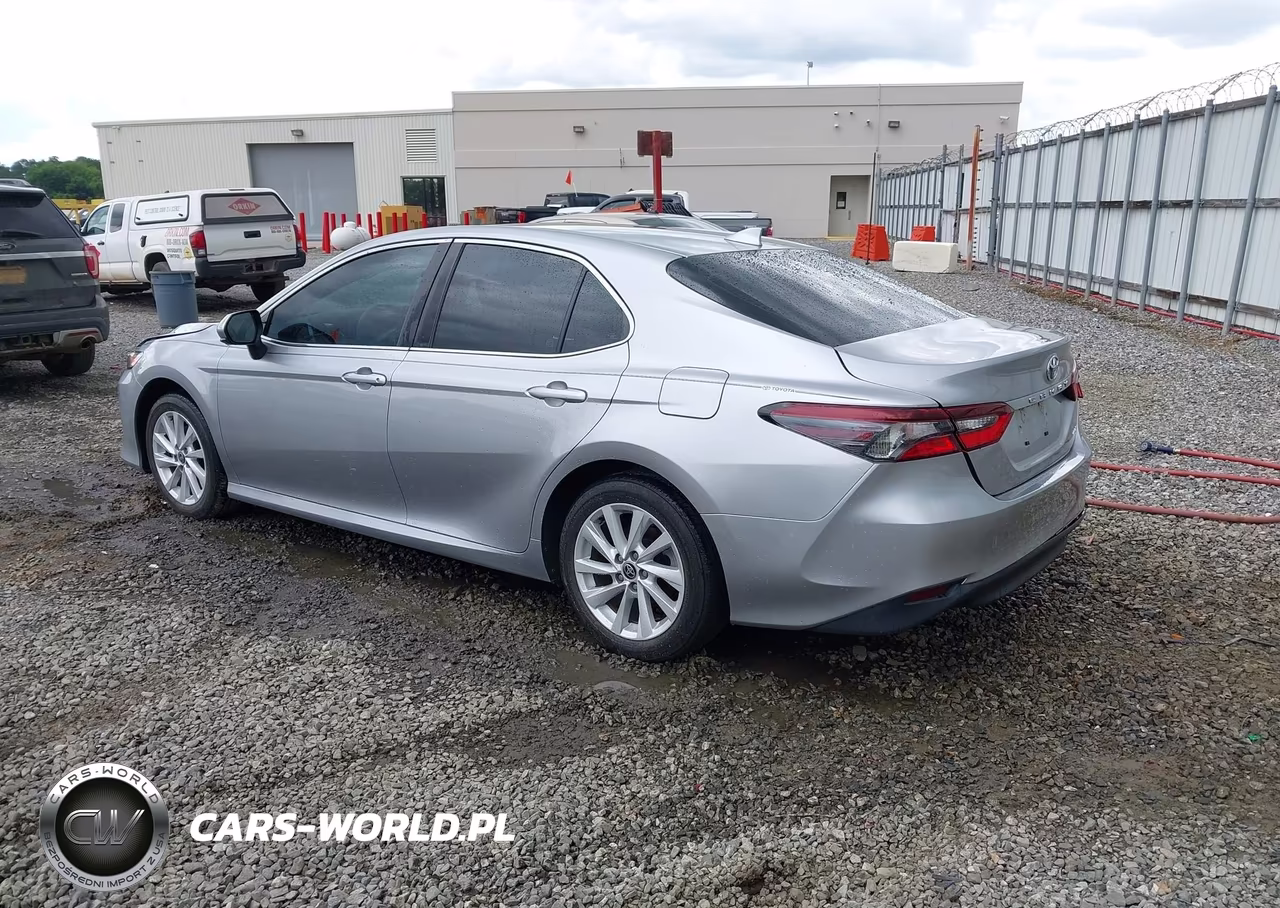 2023 Toyota Camry Le VIN:4T1C11AK5PU725818 - 3