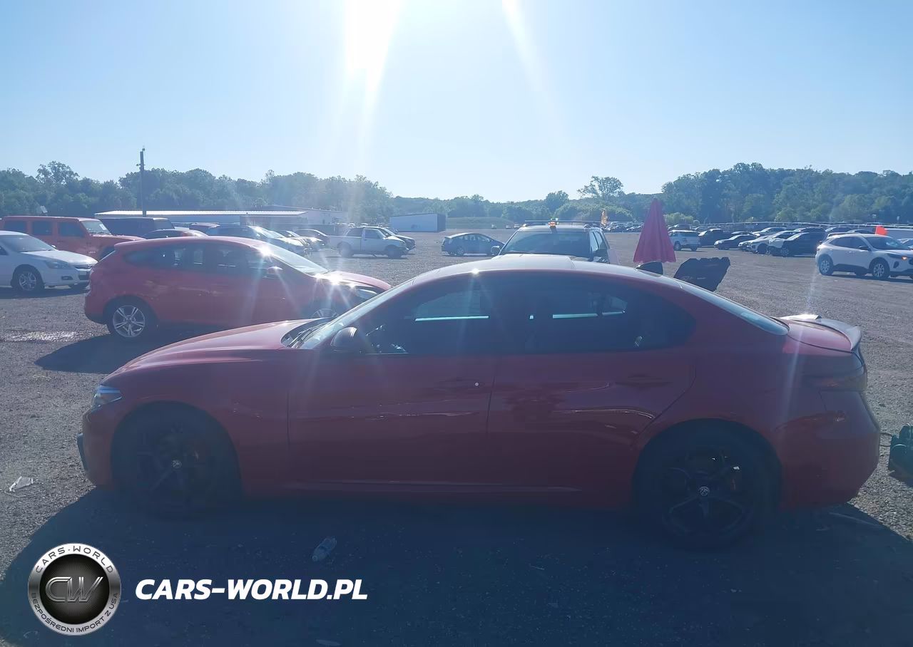 2017 Alfa Romeo Giulia Ti Awd VIN:ZARFAEEN2H7537437 - 14