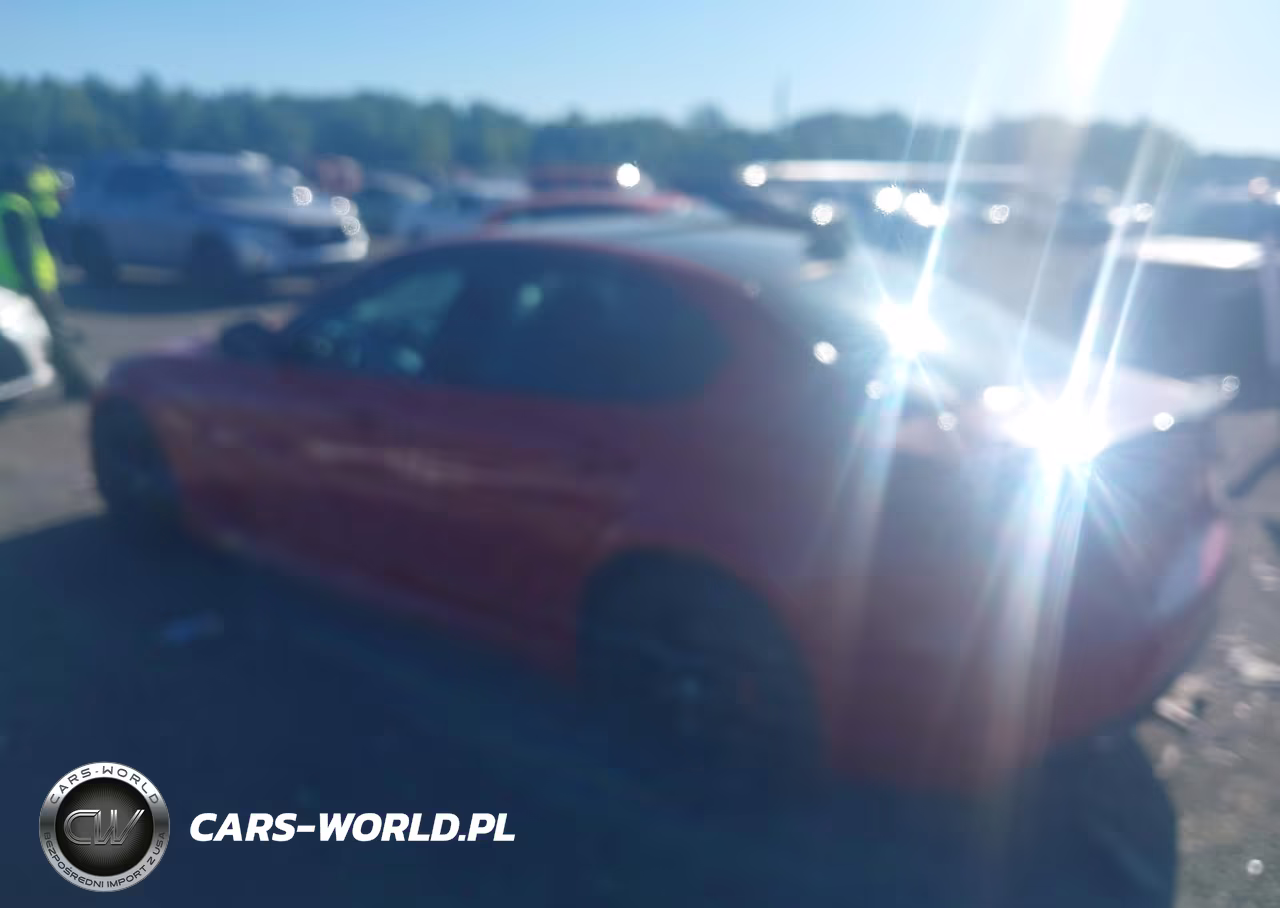 2017 Alfa Romeo Giulia Ti Awd VIN:ZARFAEEN2H7537437 - 3