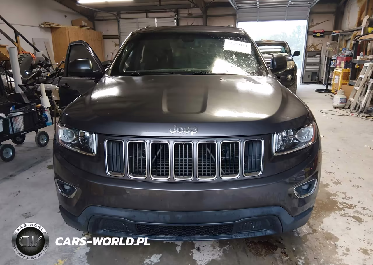 2015 Jeep Grand Cherokee Laredo VIN:1C4RJFAGXFC798002 - 12
