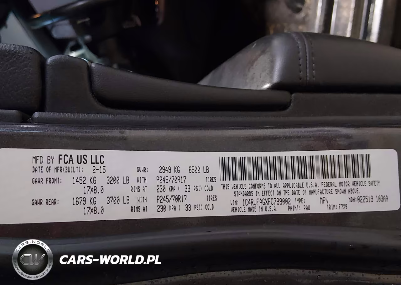 2015 Jeep Grand Cherokee Laredo VIN:1C4RJFAGXFC798002 - 9