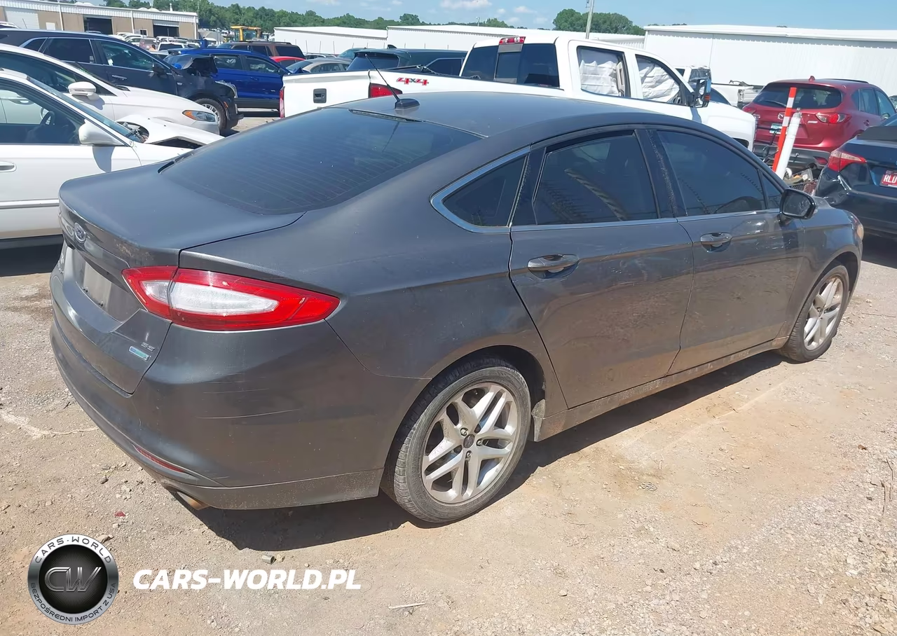 2014 Ford Fusion Se VIN:1FA6P0HD0E5396122 - 4
