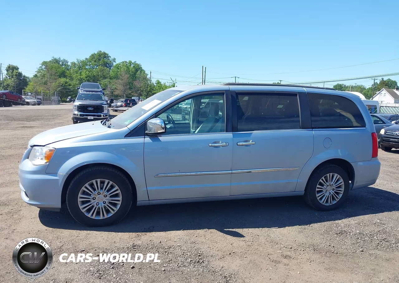 2016 Chrysler Town & Country Touring-L VIN:2C4RC1CG2GR283398 - 14