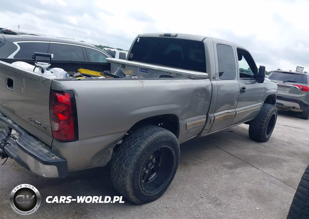 2001 Chevrolet Silverado 1500 Ls VIN:2GCEC19T611160275 - 4