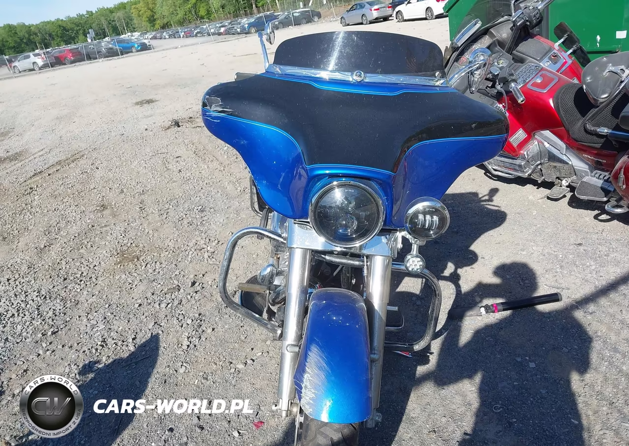 2008 Harley-Davidson Flhtcui VIN:1HD1FC4178Y613252 - 5