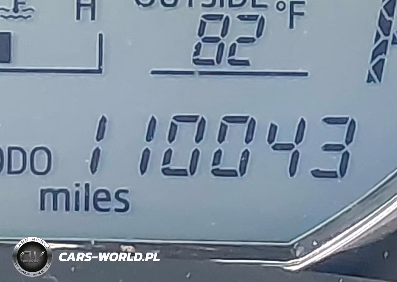 2016 Toyota Corolla L VIN:5YFBURHE9GP450330 - 15