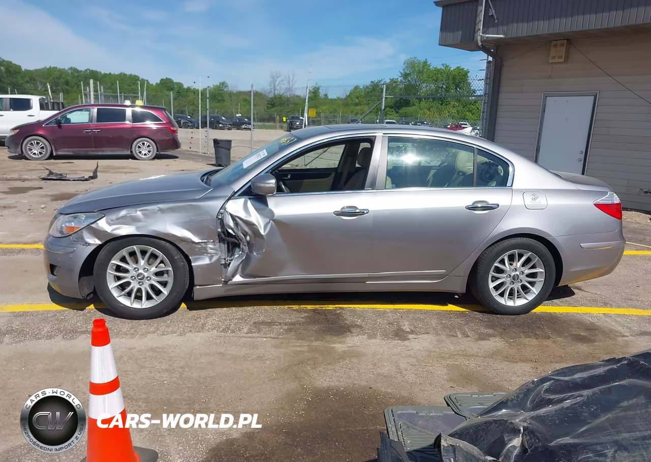 2009 Hyundai Genesis 3.8 VIN:KMHGC46E19U027175 - 14