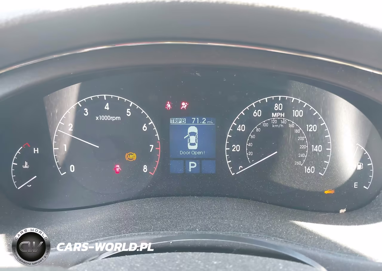 2009 Hyundai Genesis 3.8 VIN:KMHGC46E19U027175 - 7