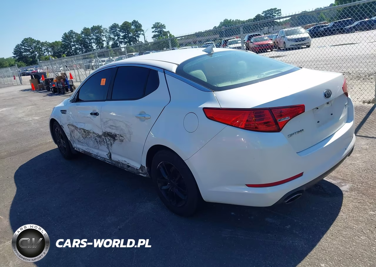 2013 Kia Optima Lx VIN:KNAGM4A75D5337811 - 3