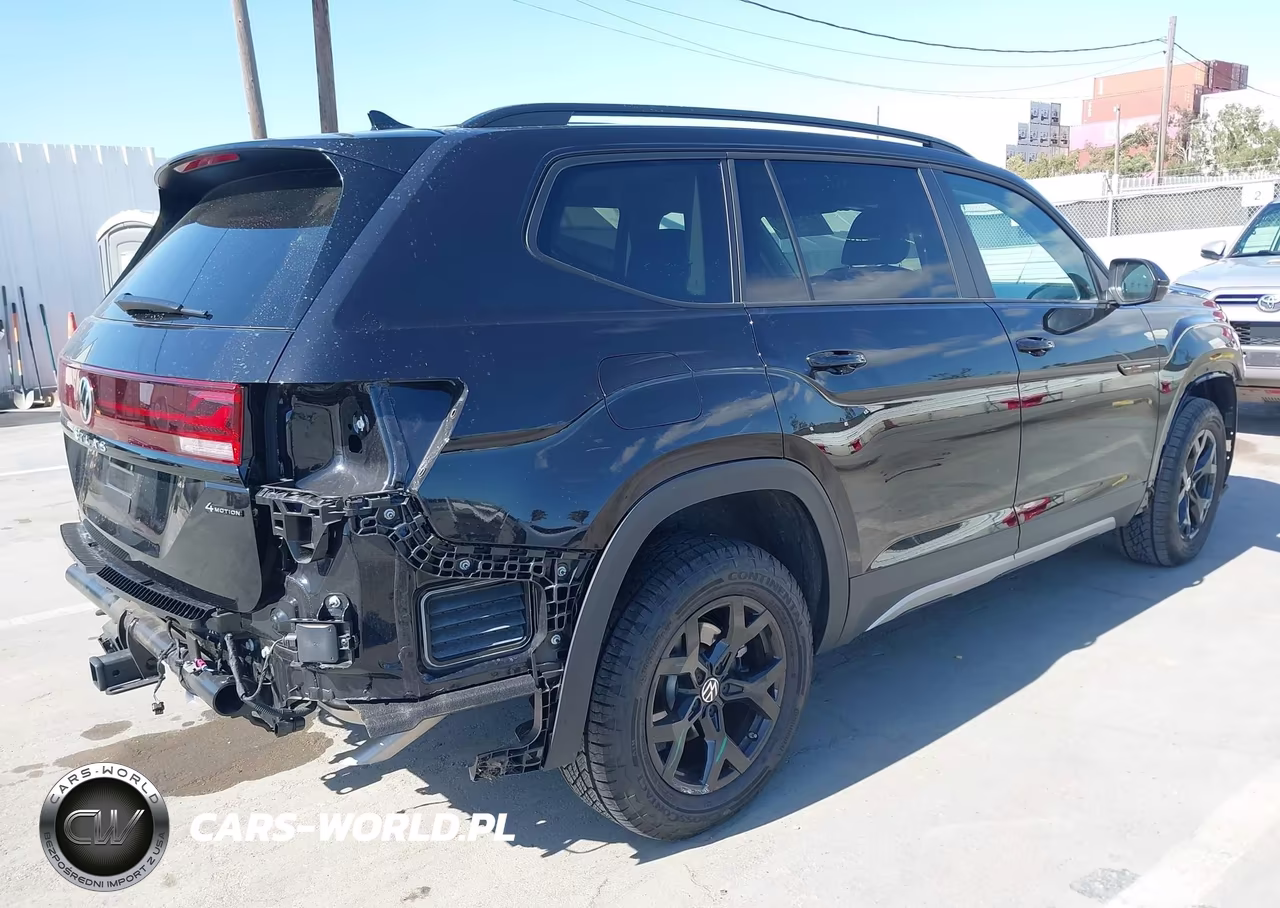 2025 Volkswagen Atlas 2.0T Peak Edition VIN:1V2CR2CA1SC557888 - 4