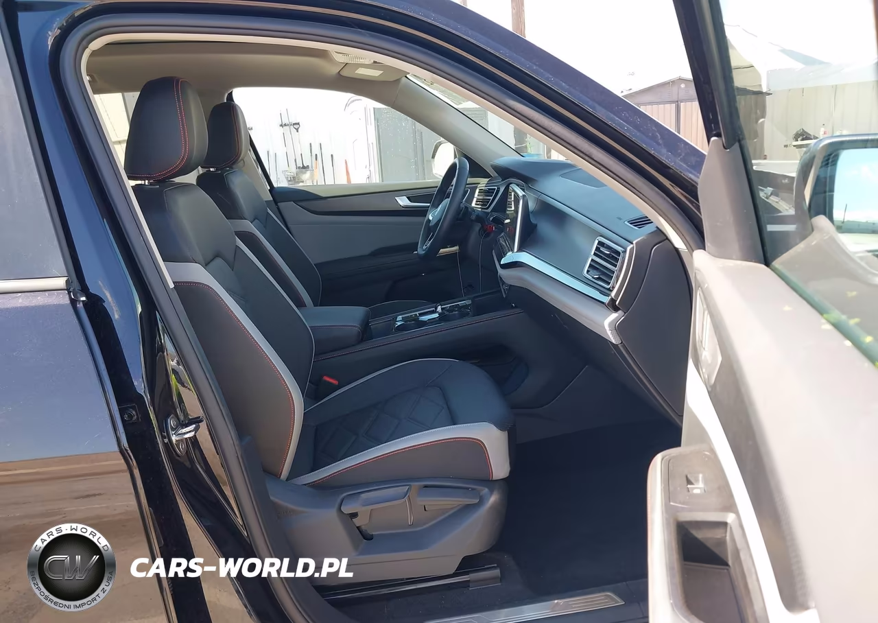 2025 Volkswagen Atlas 2.0T Peak Edition VIN:1V2CR2CA1SC557888 - 5